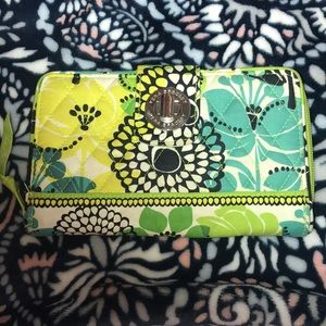 Vera Bradley wallet